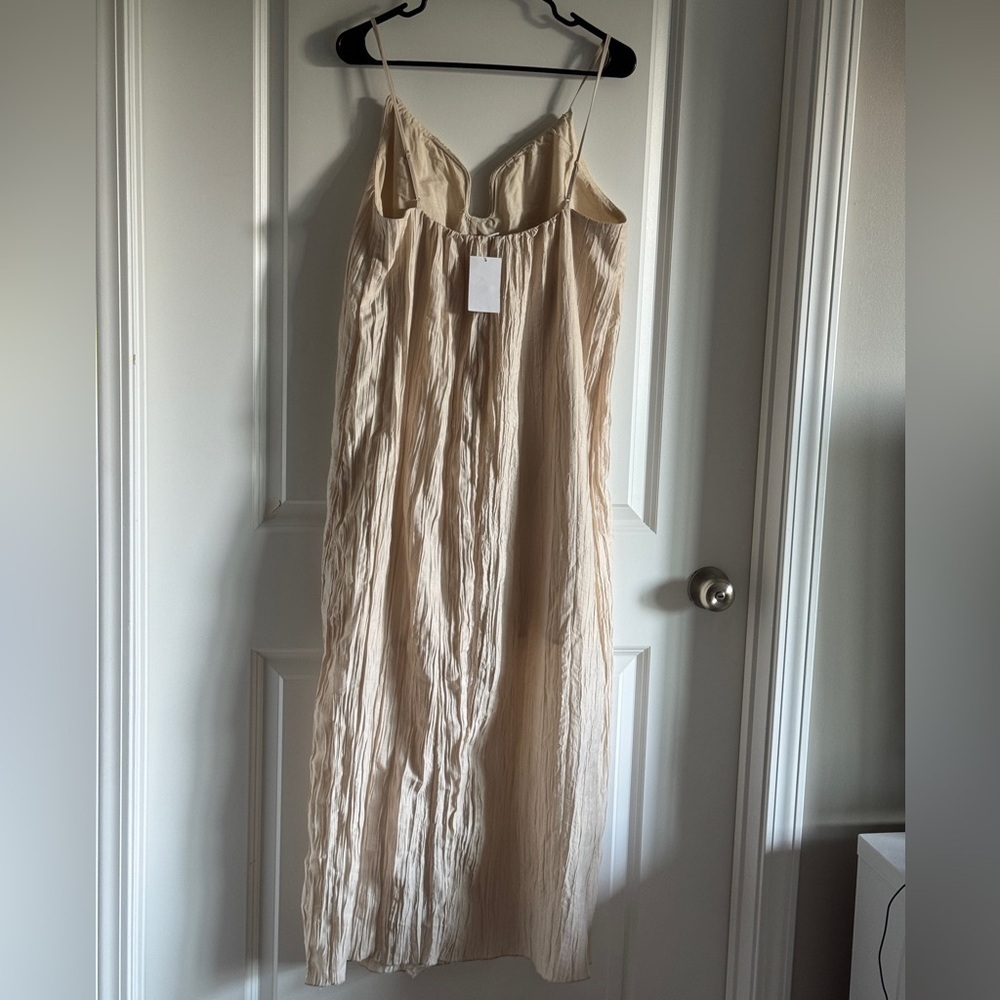 H&M‎ Edition Crinkle Midi Dress in Ivory, Sz S Loose fit New with imperfections. - Picture 8 of 12